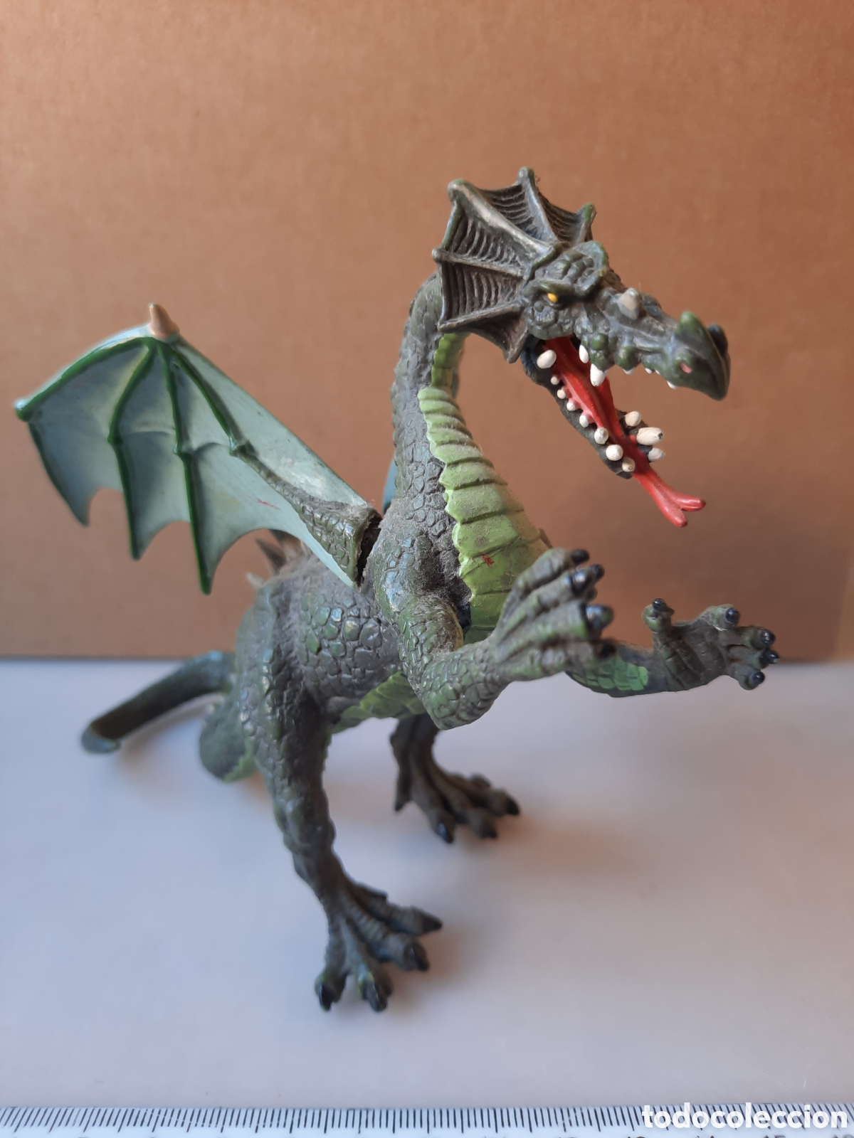 Figuras de goma y PVC: Drag&oacute;n marca Plastoy - Foto 2