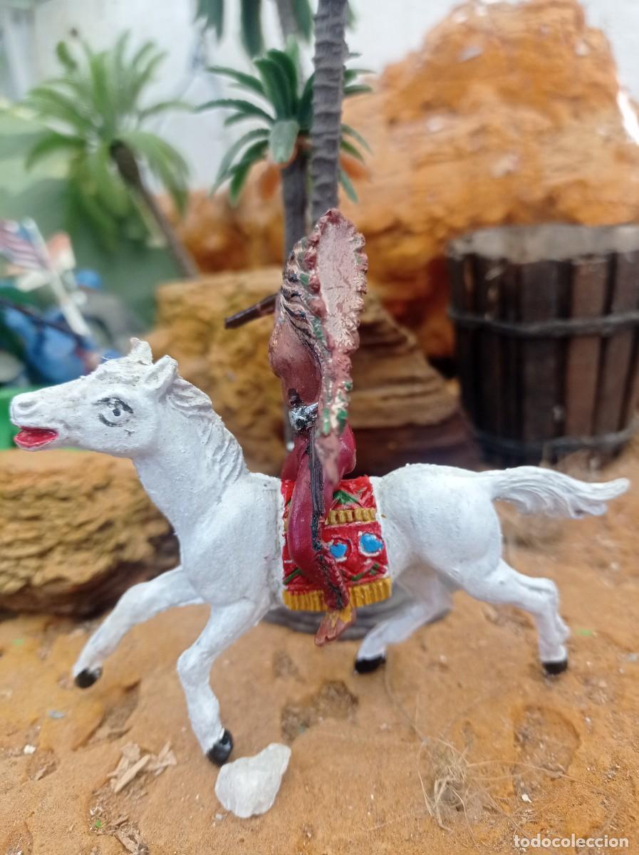 Figuras de goma y PVC: Indio de goma y caballo de pech - Foto 2