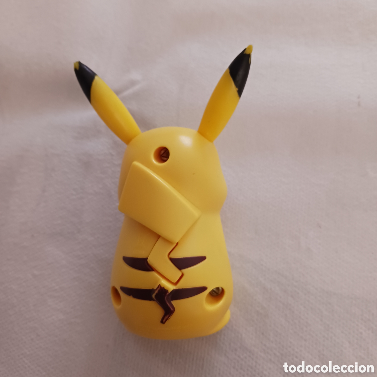 Figuras de goma y PVC: Pikachu ,figura de 9cm. - Foto 2