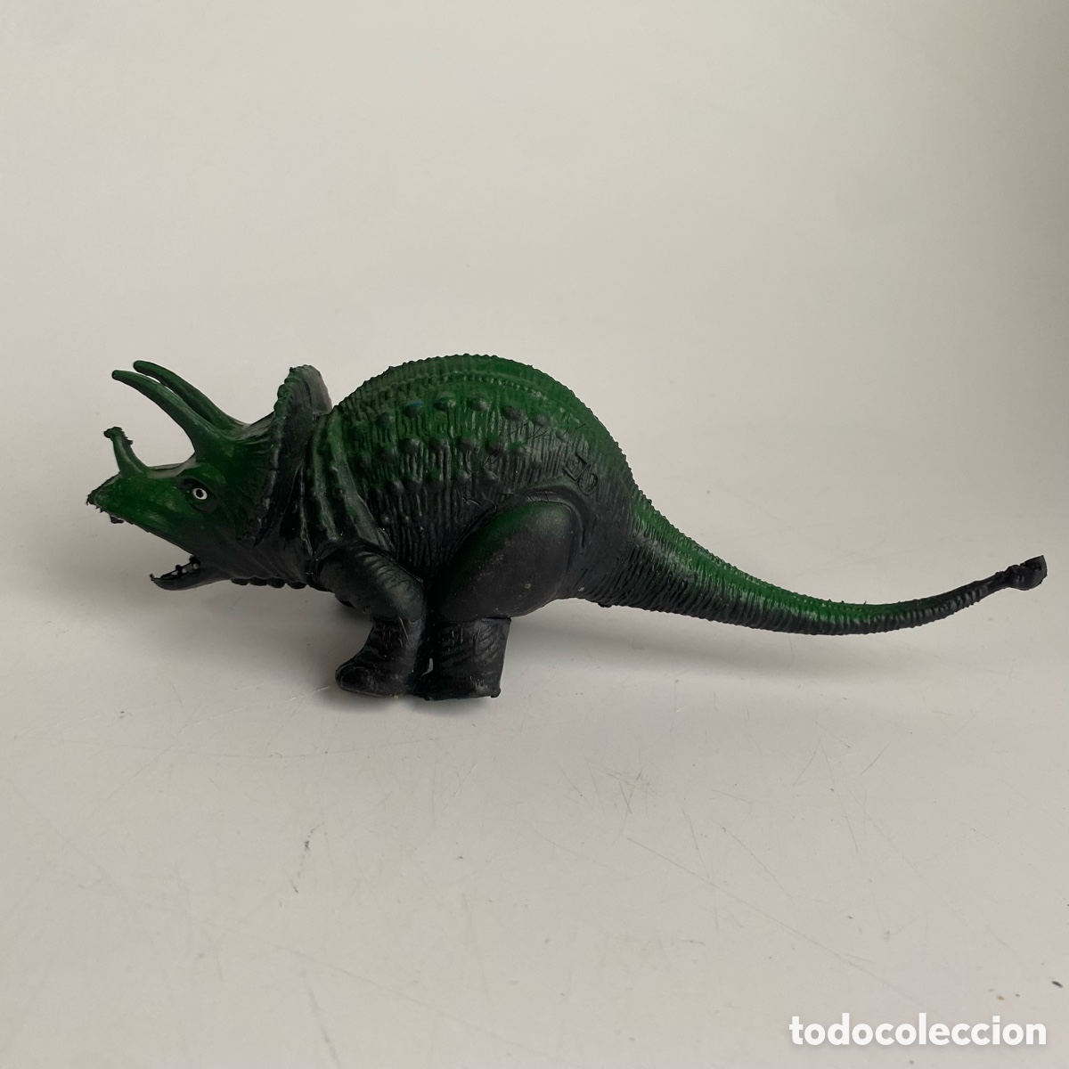 Figuras de goma y PVC: Triceratops dinosaurio monstruo - Foto 3