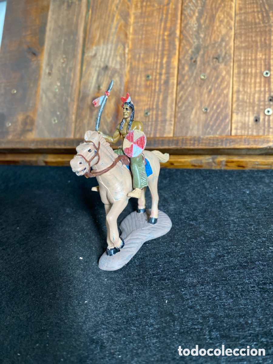 Figuras de goma y PVC: Figuras de goma indio y caballo - Foto 2