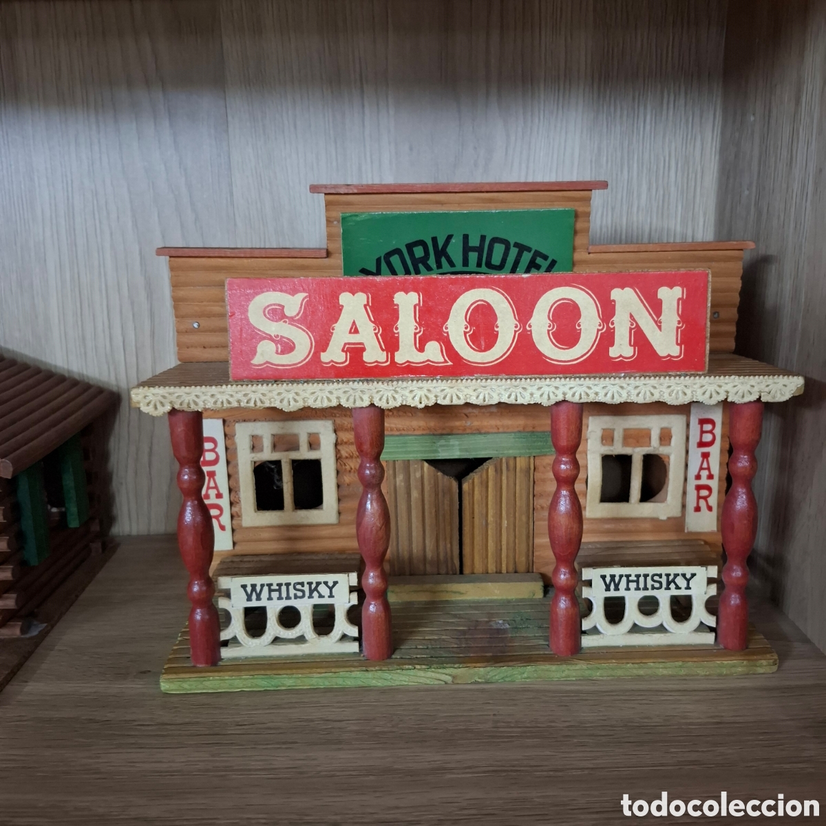 Figuras de goma y PVC: SALOON EDIFICIO DE MADERA A&Ntilde;OS 50 Y 60 INDIOS Y VAQUEROS - Foto 1