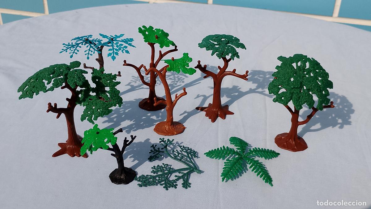 Figuras de Goma y PVC: Antiguo lote de &aacute;rboles en miniatura de pl&aacute;stico, para dioramas