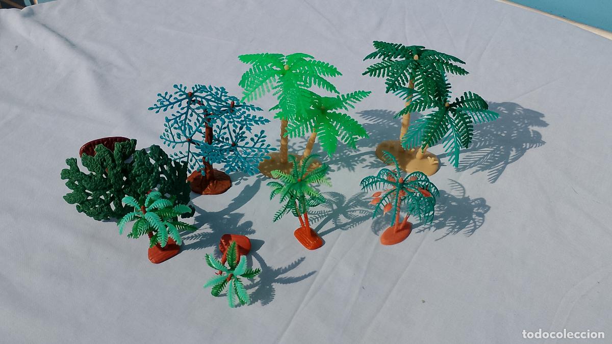Figuras de Goma y PVC: Antiguo lote de &aacute;rboles palmeras en miniatura de pl&aacute;stico, para dioramas