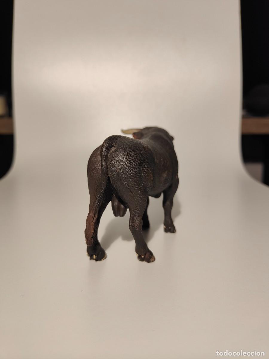 Figuras de goma y PVC: Figura Toro Schleich - Foto 3