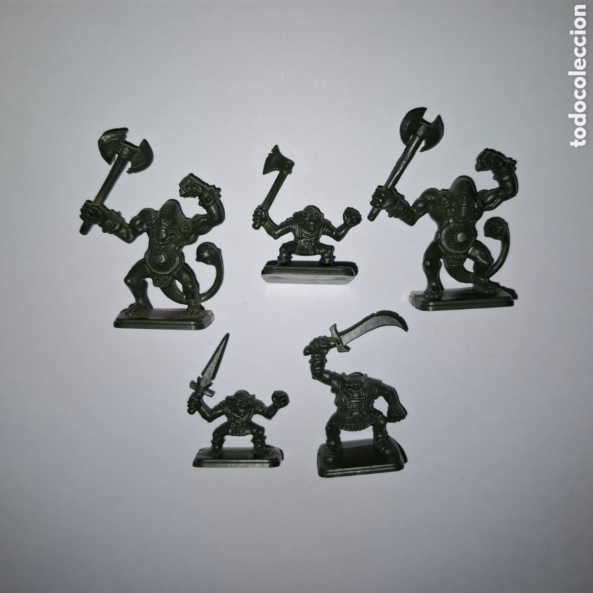 Figuras de goma y PVC: GUERREROS DE PL&Aacute;STICO DE WARHAMMER - Foto 1