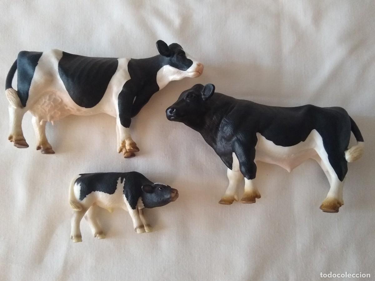 Figuras de goma y PVC: Vaca, toro y ternero marca Schleich - Foto 2