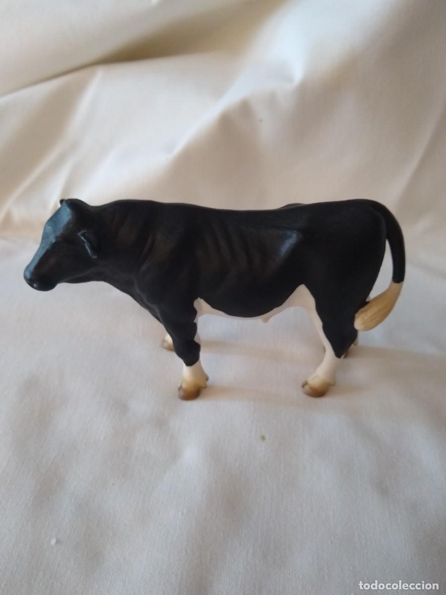Figuras de goma y PVC: Vaca, toro y ternero marca Schleich - Foto 5