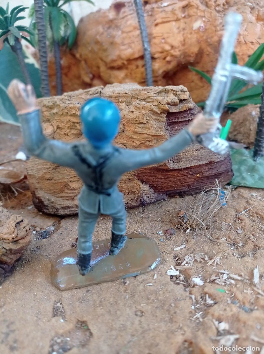 Figuras de goma y PVC: Soldado alem&aacute;n de comansi - Foto 2