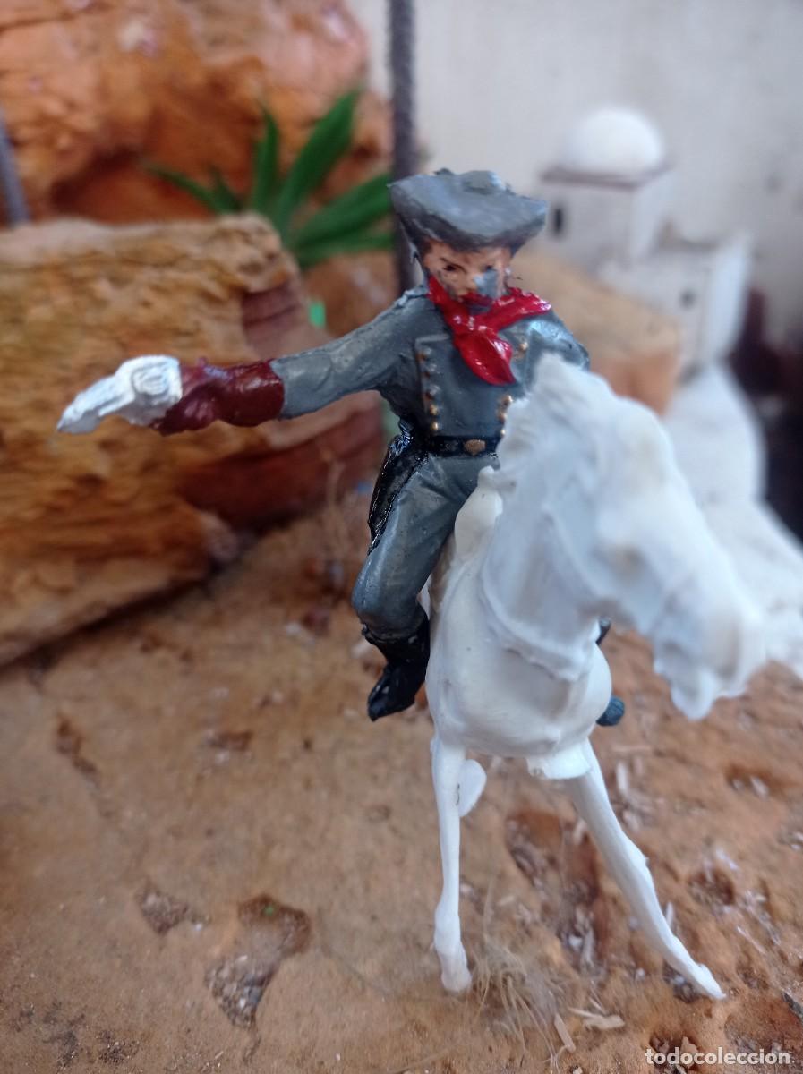 Figuras de goma y PVC: Soldado y caballo de comansi - Foto 1