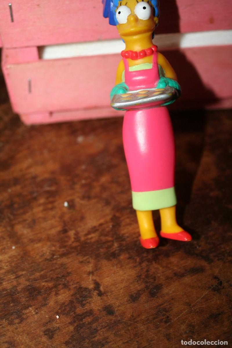 Figuras de goma y PVC: mu&ntilde;eca mu&ntilde;eco the simpson 2001 marge - Foto 2