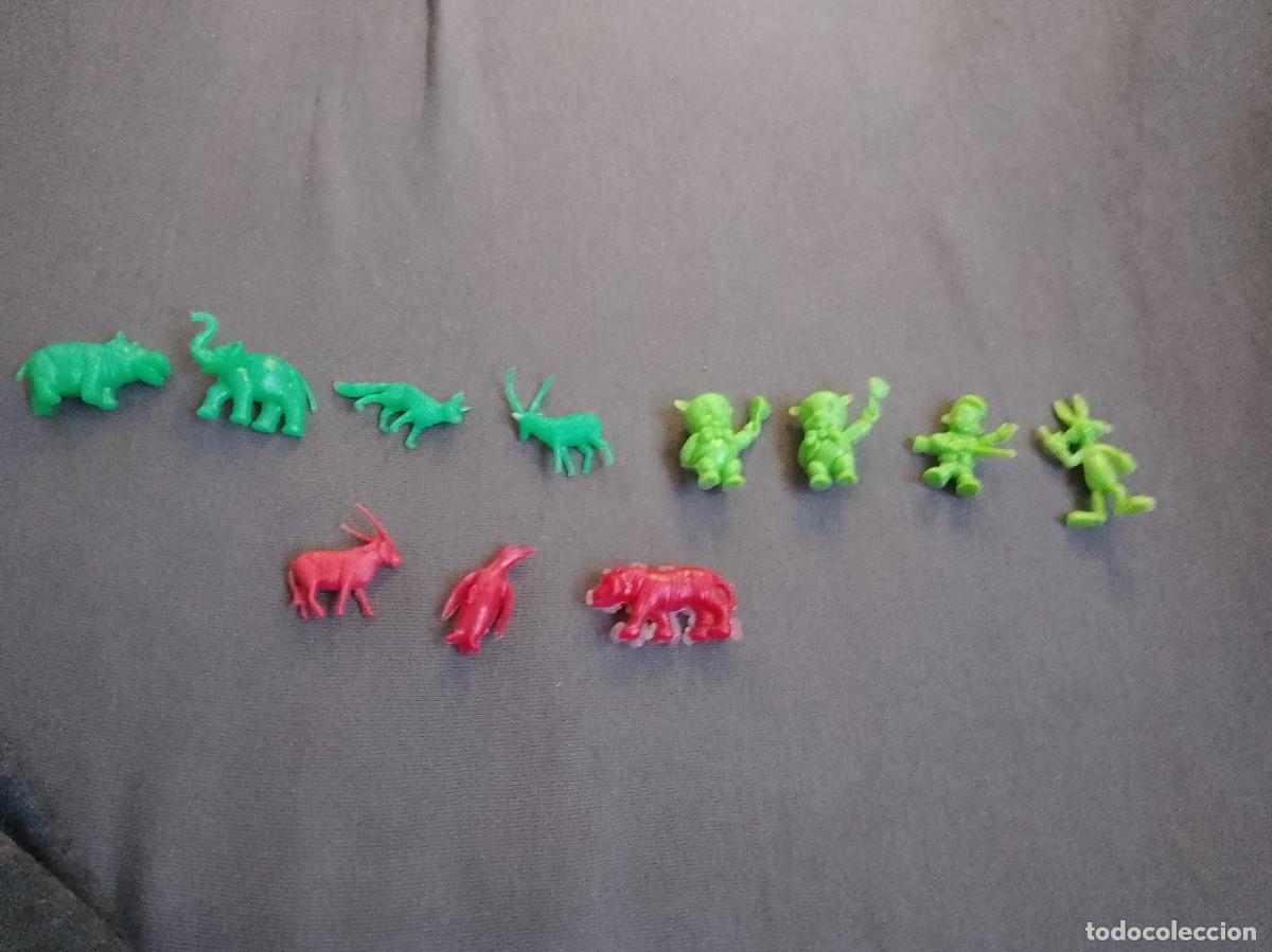 Figuras de goma y PVC: Dunkin lote de 11 mu&ntilde;equitos variados - Foto 6