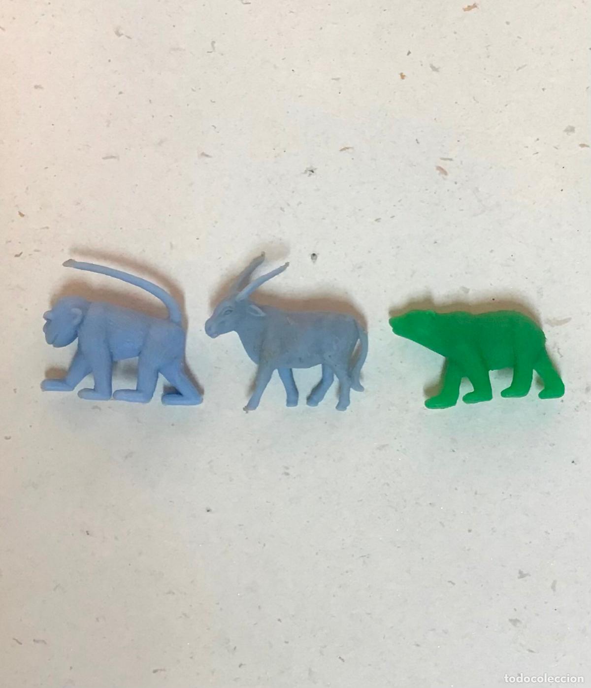 Figuras de goma y PVC: FIGURITAS DUNKIN, ANIMALES. - Foto 1