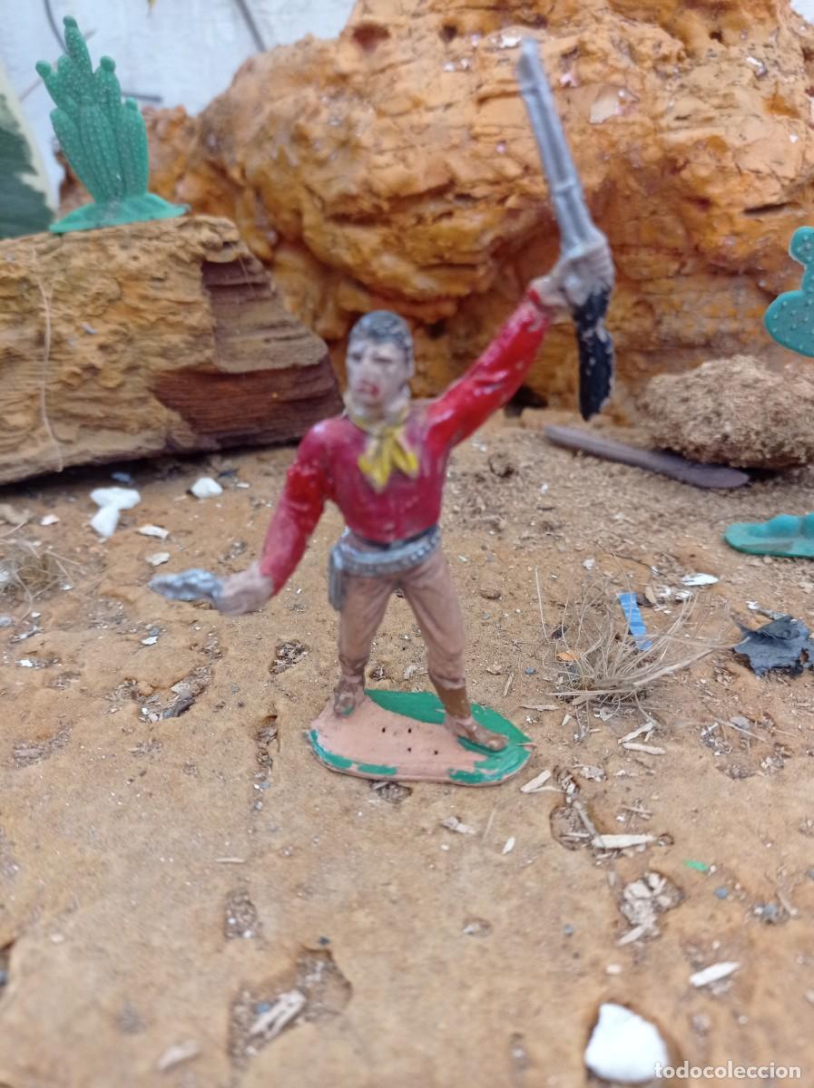 Figuras de goma y PVC: Vaquero con rifle de comansi - Foto 1