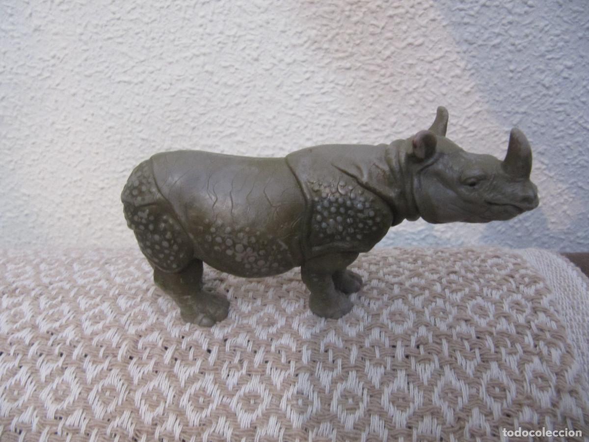 Figuras de goma y PVC: Schleich rinoceronte - Foto 1