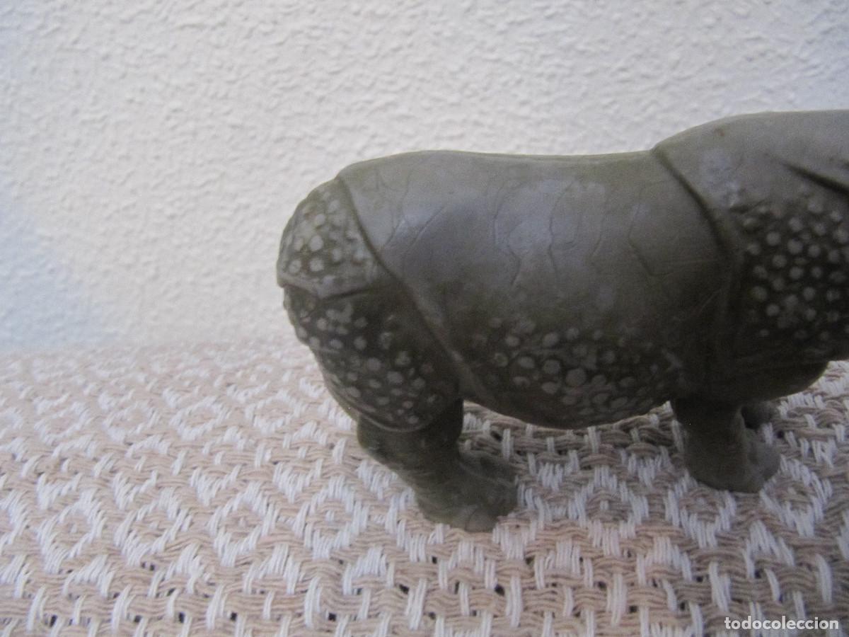 Figuras de goma y PVC: Schleich rinoceronte - Foto 3