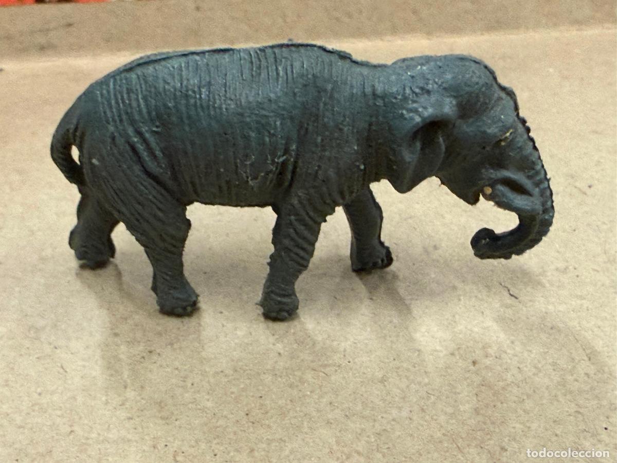 Figuras de goma y PVC: ELEFANTE, tipo Pech, Lafredo, Jecsan, Reamsa,&hellip; 5,5c3cms - Foto 1