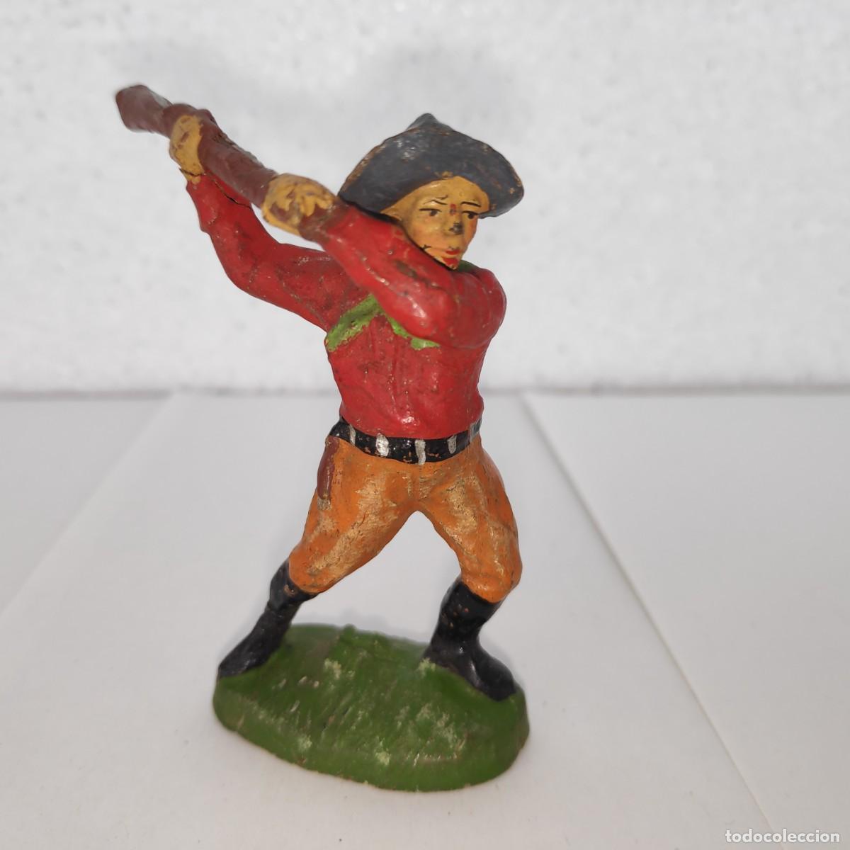 Figuras de goma y PVC: Vaquero golpeando con rifle (Elastolin 1930) - Foto 1