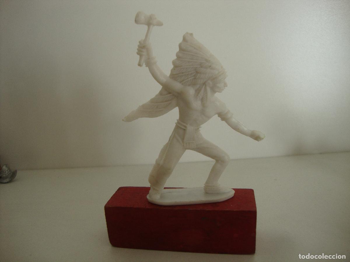 Figuras de goma y PVC: FIGURA PLASTICO COMANSI INDIO - Foto 1
