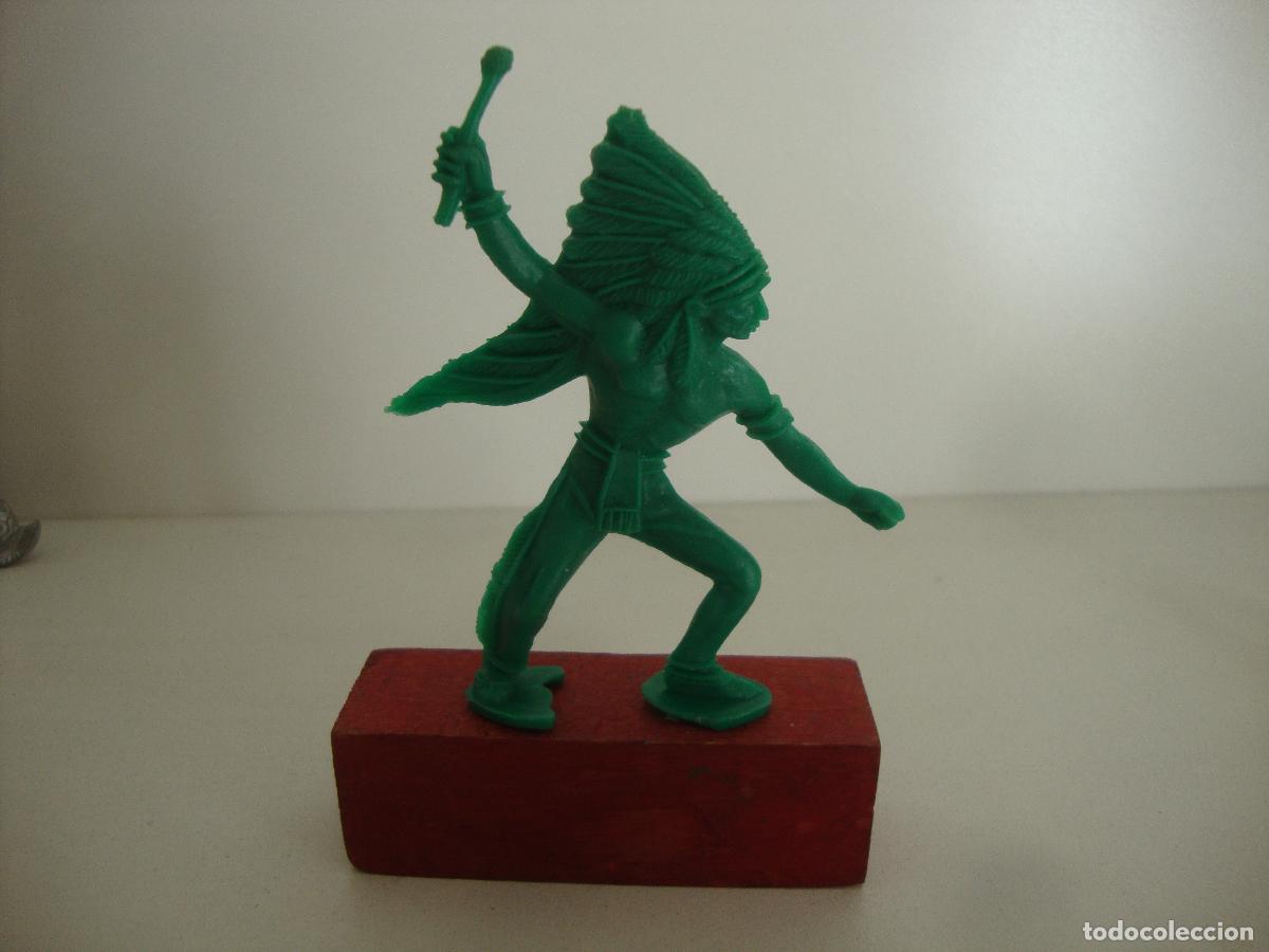 Figuras de goma y PVC: FIGURA PLASTICO COMANSI INDIO - Foto 1