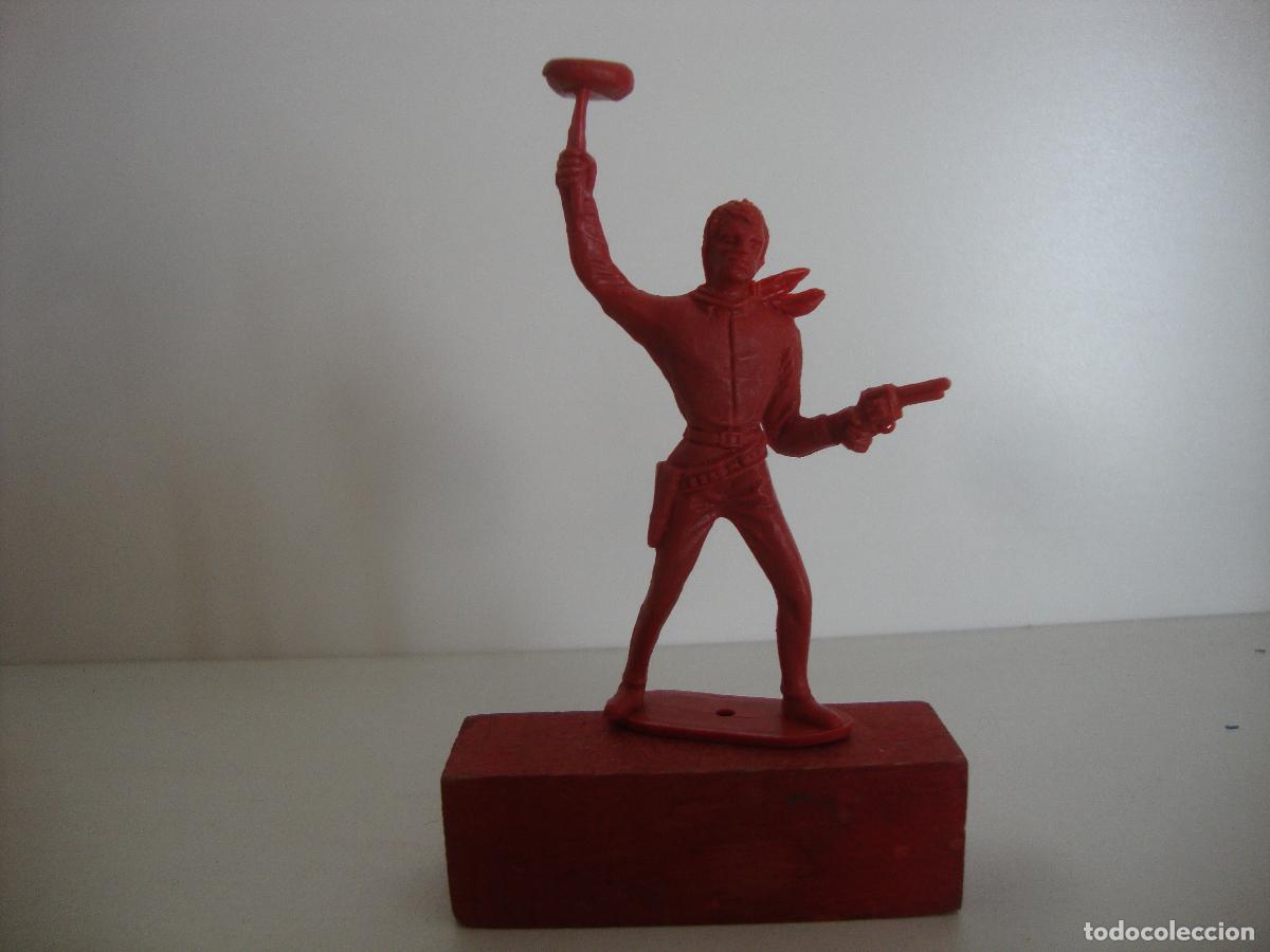 Figuras de goma y PVC: FIGURA PLASTICO COMANSI VAQUERO - Foto 1