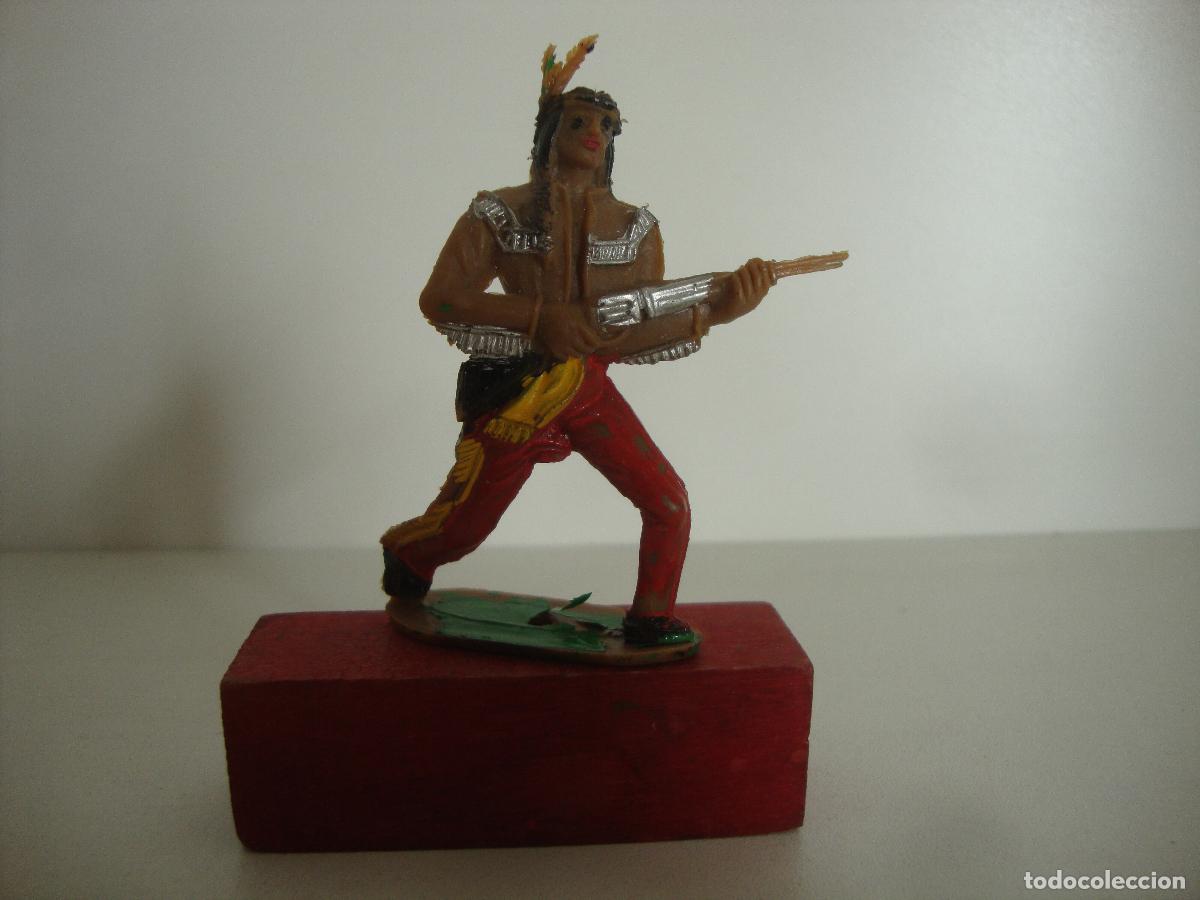 Figuras de goma y PVC: FIGURA PLASTICO COMANSI INDIO - Foto 1