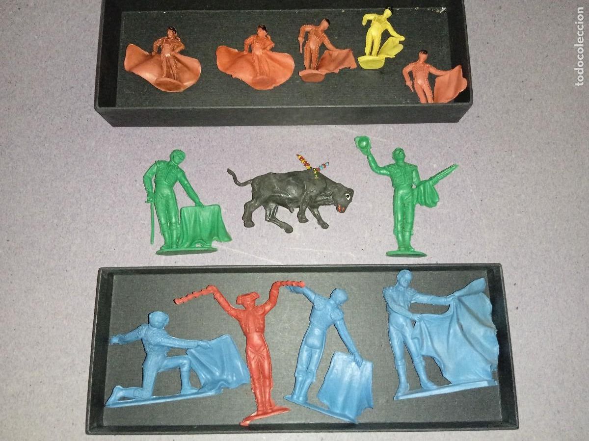 Figuras de goma y PVC: Figuras Pl&aacute;stico TOREROS, Monocolor. - Foto 1
