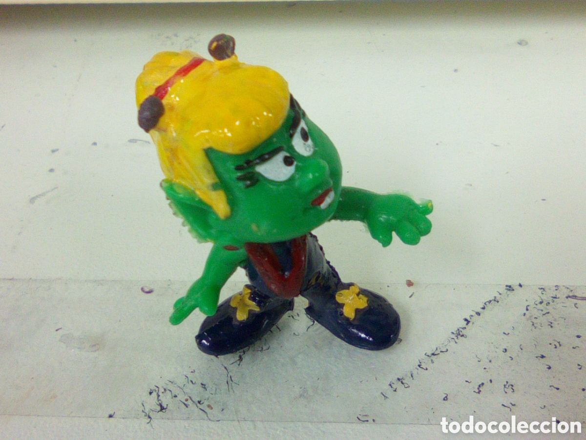 Figuras de goma y PVC: Astrosniks PVC Bully - Foto 1