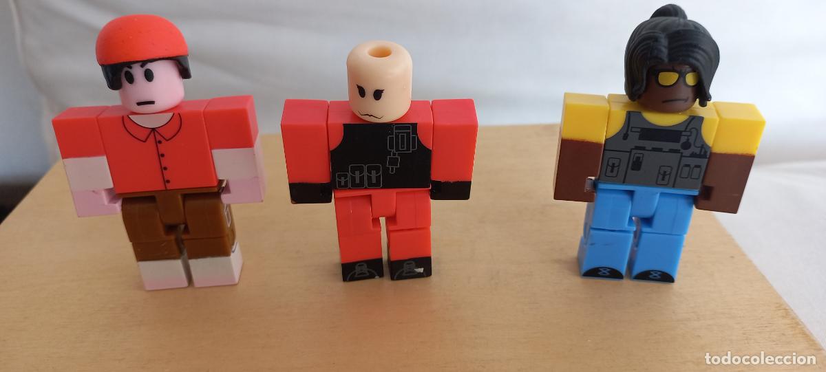 Figuras de goma y PVC: 3 FIGURAS MU&Ntilde;ECOS ROBLOX - Foto 1