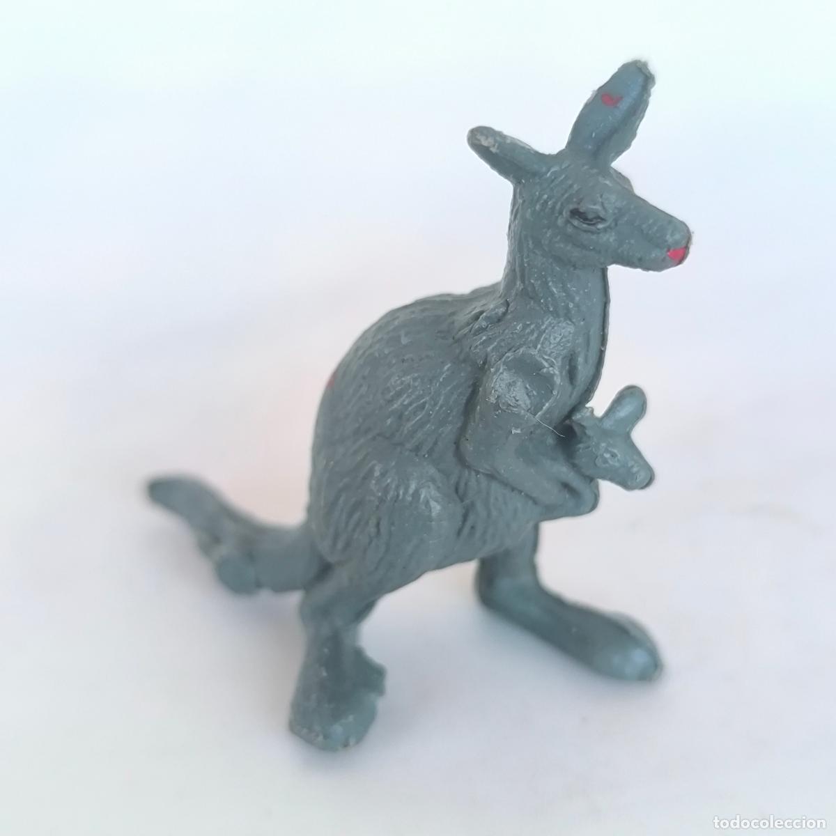 Figuras de Borracha e PVC: Figura canguro con cr&iacute;a sin marca