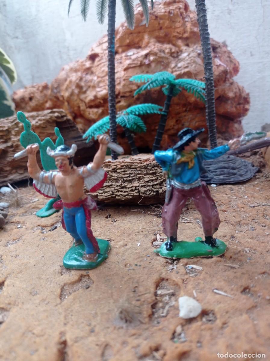 Figuras de goma y PVC: Indio y vaquero de reamsa - Foto 1