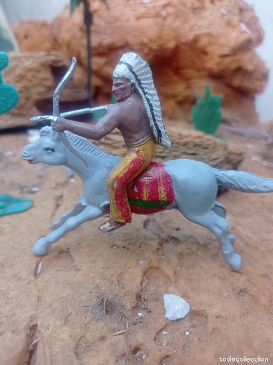 Figuras de goma y PVC: Indio con caballo de reamsa - Foto 2