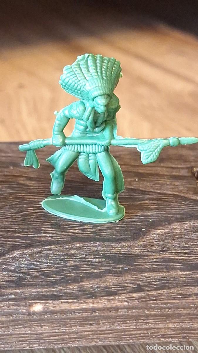 Figuras de goma y PVC: Lote INDIOS y VAQUEROS A&ntilde;os 70 Britains - Foto 3