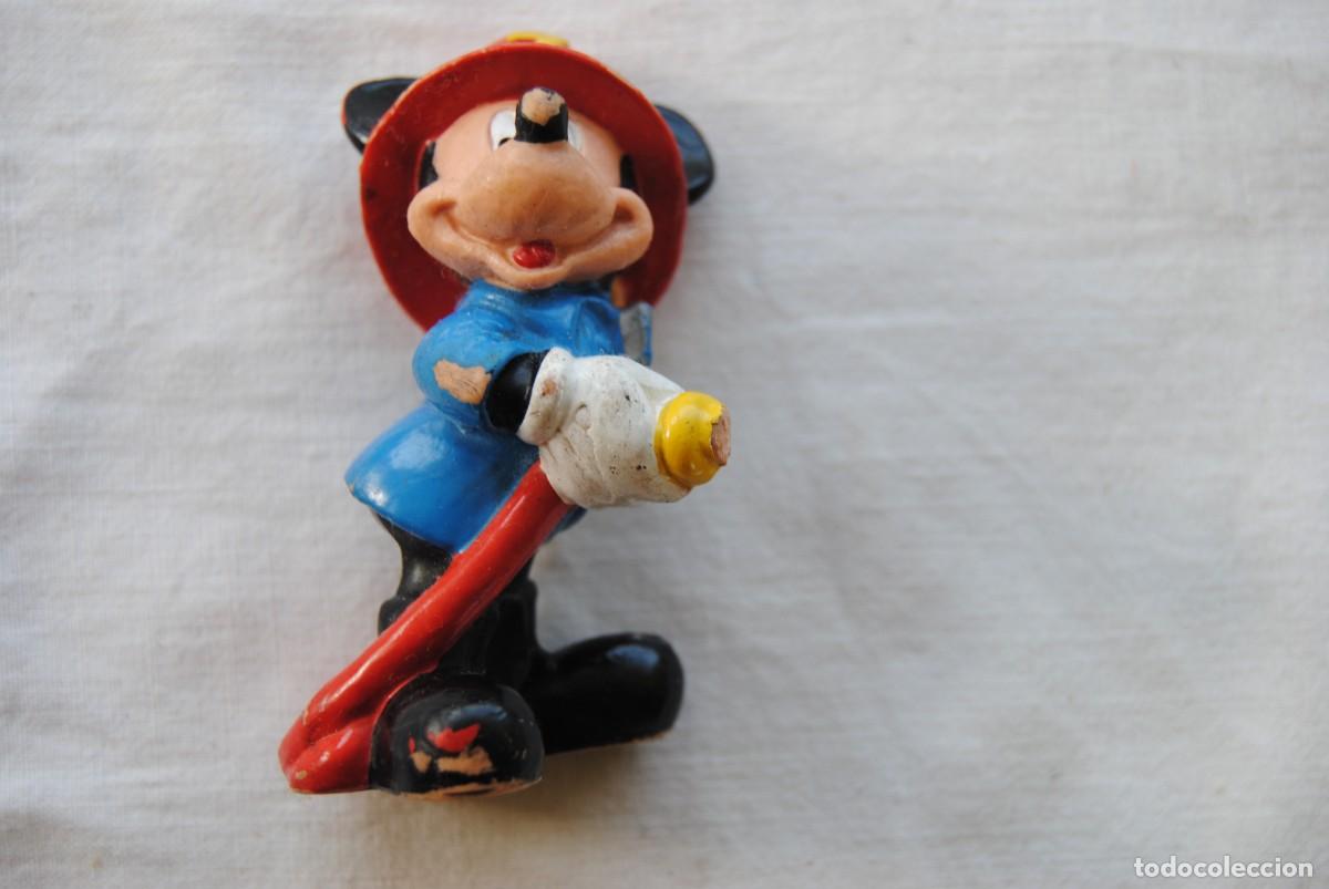 Figuras de goma y PVC: figura mickey bombero - Foto 1