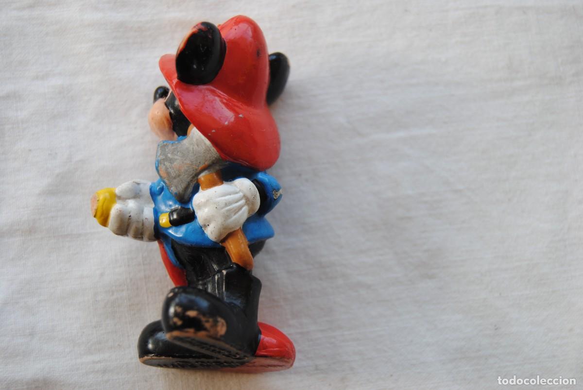 Figuras de goma y PVC: figura mickey bombero - Foto 2
