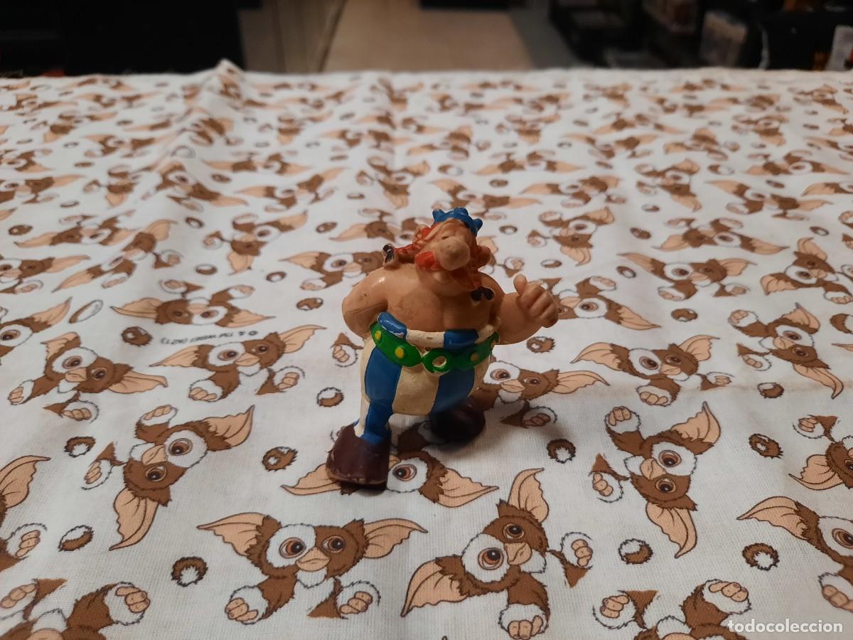 Figuras de goma y PVC: FIGURA PVC DE OBELIX - Foto 1