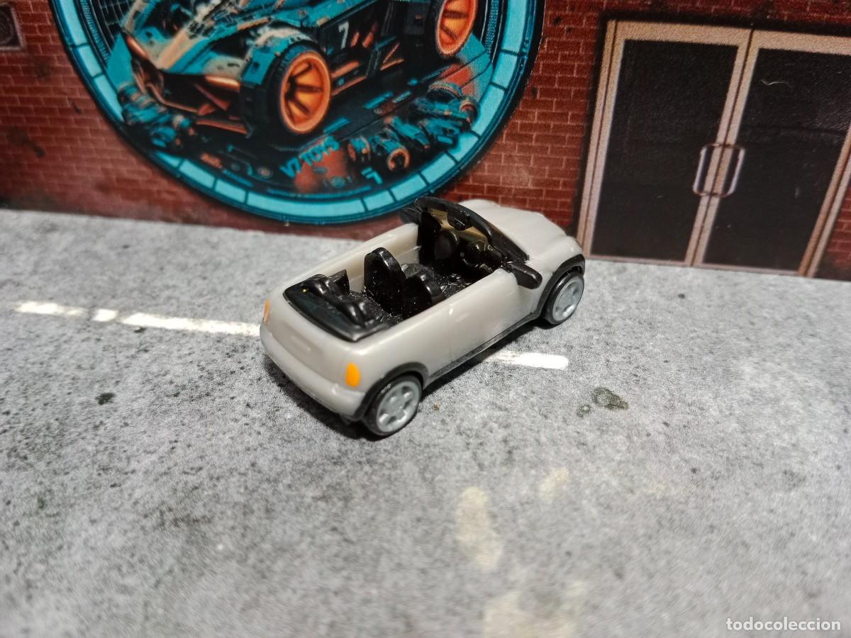 Figuras de goma Kinder: Mini Cooper Cabrio Kinder - Foto 2