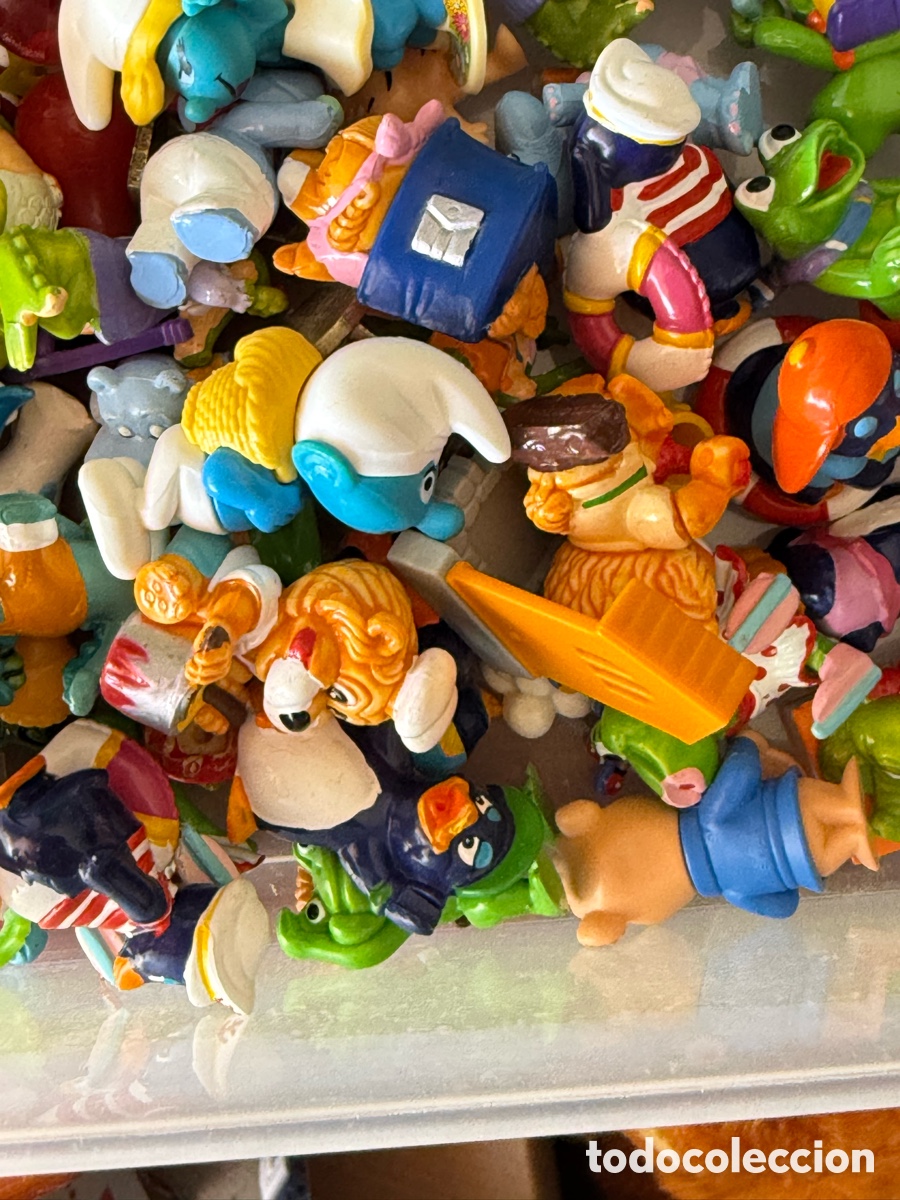 Figuras de goma Kinder: Caja llena de figuras de kinder - Foto 6