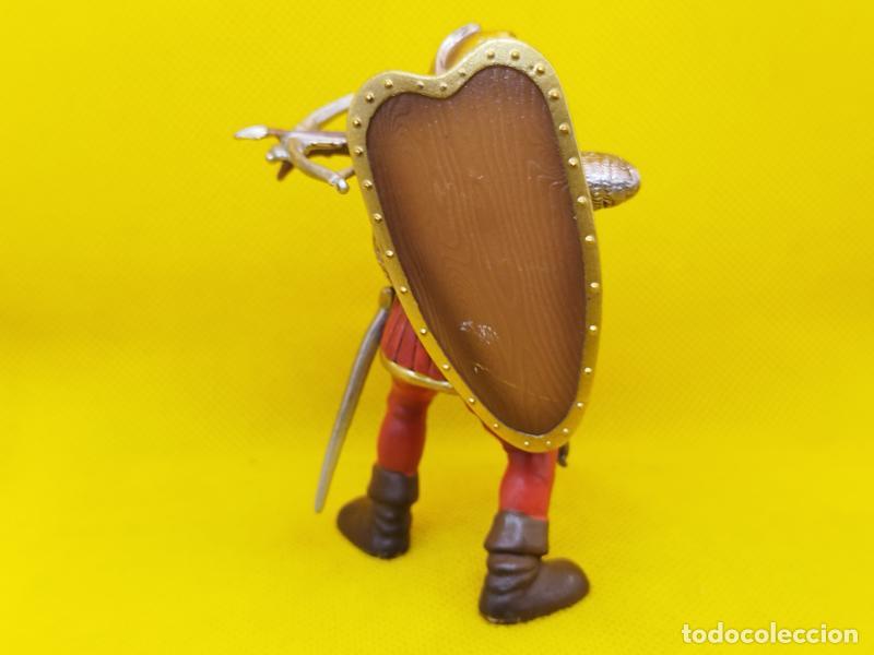 Figuras de goma y PVC: Schleich Ballestero medieval REF 70016 - Foto 3