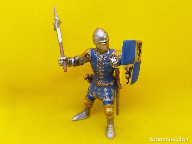 Figuras de goma y PVC: Schleich Caballero Medieval con martillo de combate REF 70021 - Foto 1
