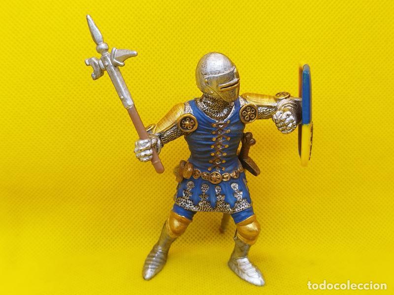 Figuras de goma y PVC: Schleich Caballero Medieval con martillo de combate REF 70021 - Foto 2