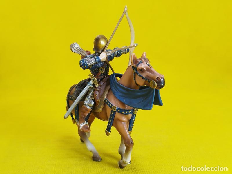 Figuras de goma y PVC: Schleich arquero a caballo REF 70031 - Foto 3