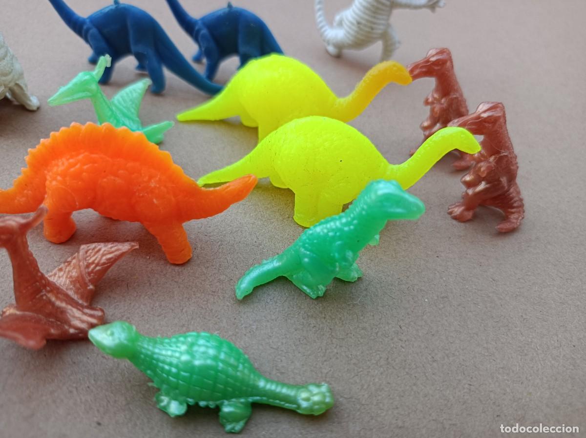 Figuras de goma y PVC: FIGURAS DUNKIN DINOSAURIOS - Foto 6