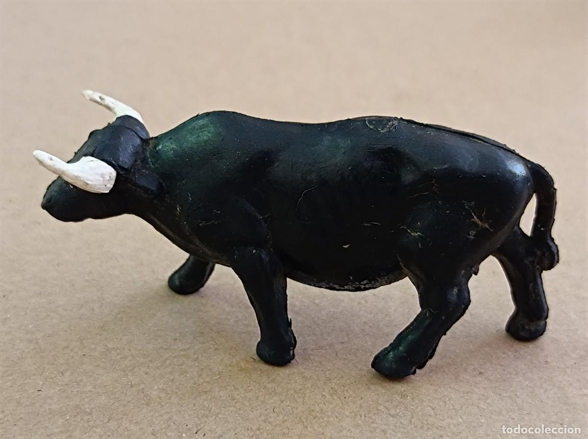 Figuras de goma y PVC: FIGURA DE GOMA TORO DESCONZCO FABRICANTE