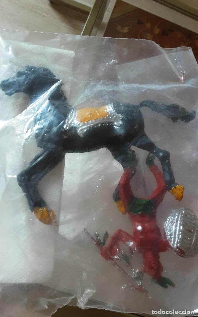 Figuras de goma y PVC: Figuras del oeste Raigon - Foto 6