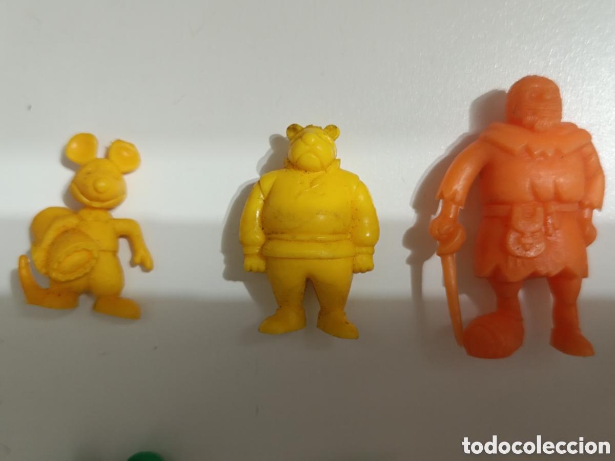 Figuras de goma y PVC: Lote figuras Dunkin pl&aacute;stico - Foto 2