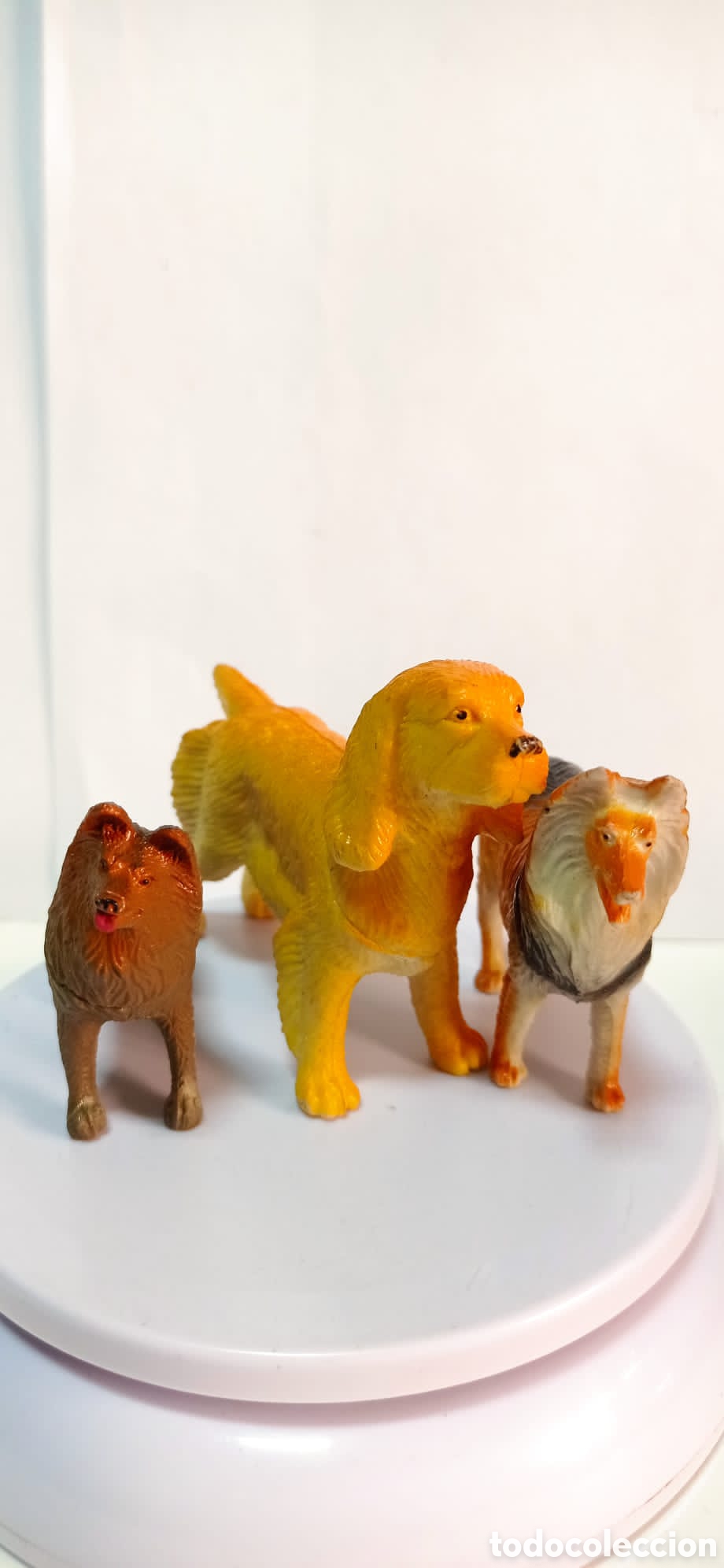 Figuras de goma y PVC: LOTE DE 3 PERROS / EN PVC - Foto 1