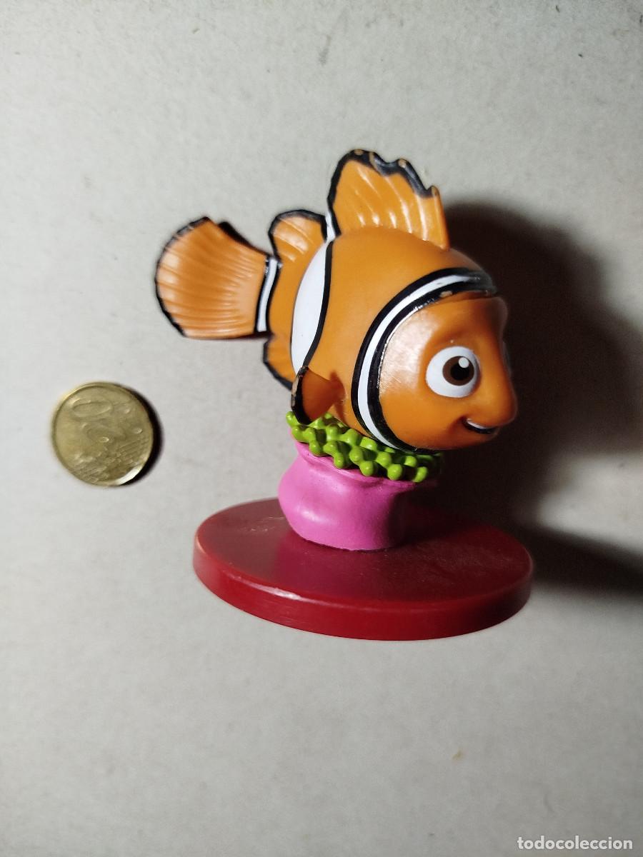 Figuras de goma y PVC: Figura Nemo pvc con base - Foto 3
