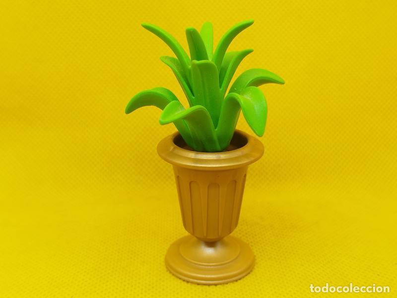 Figuras de goma y PVC: Playmobil Macetero dorado con planta - Foto 2