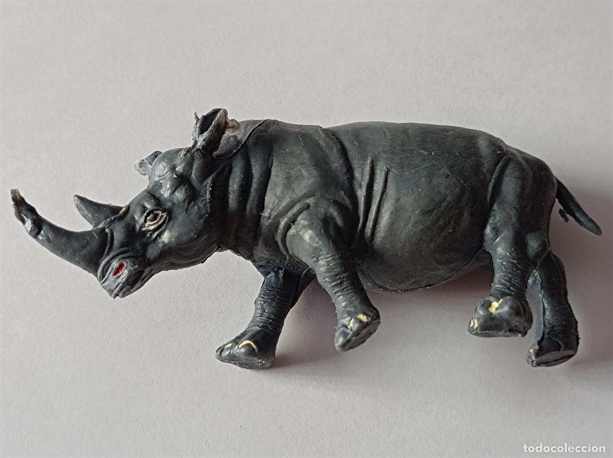 Figuras de goma y PVC: RINOCERONTE DE PL&Aacute;STICO COMANSI - Foto 1